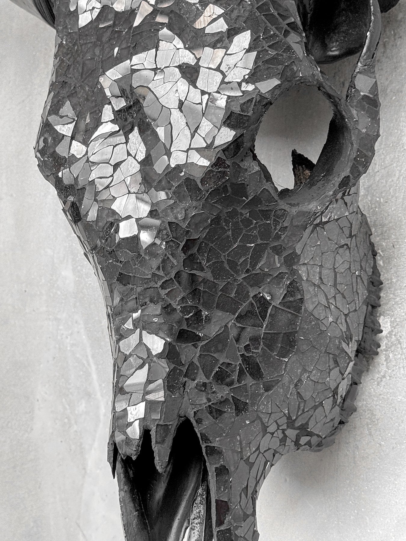 Black Glass Mosaic Cow Skull – Luxury Wall Art