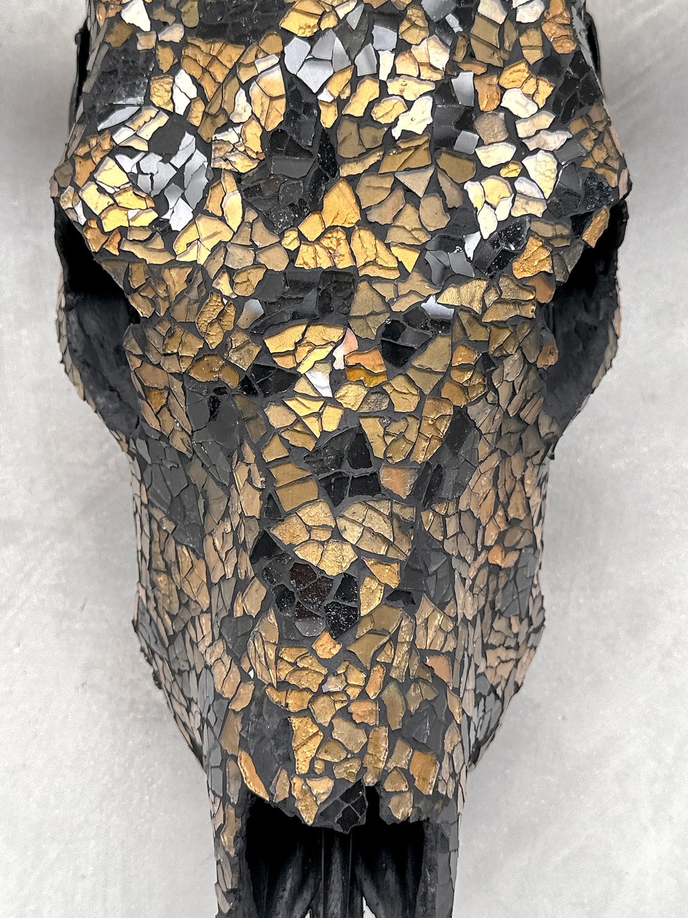 Black & Gold Glass Mosaic Cow Skull – Luxury Wall Art