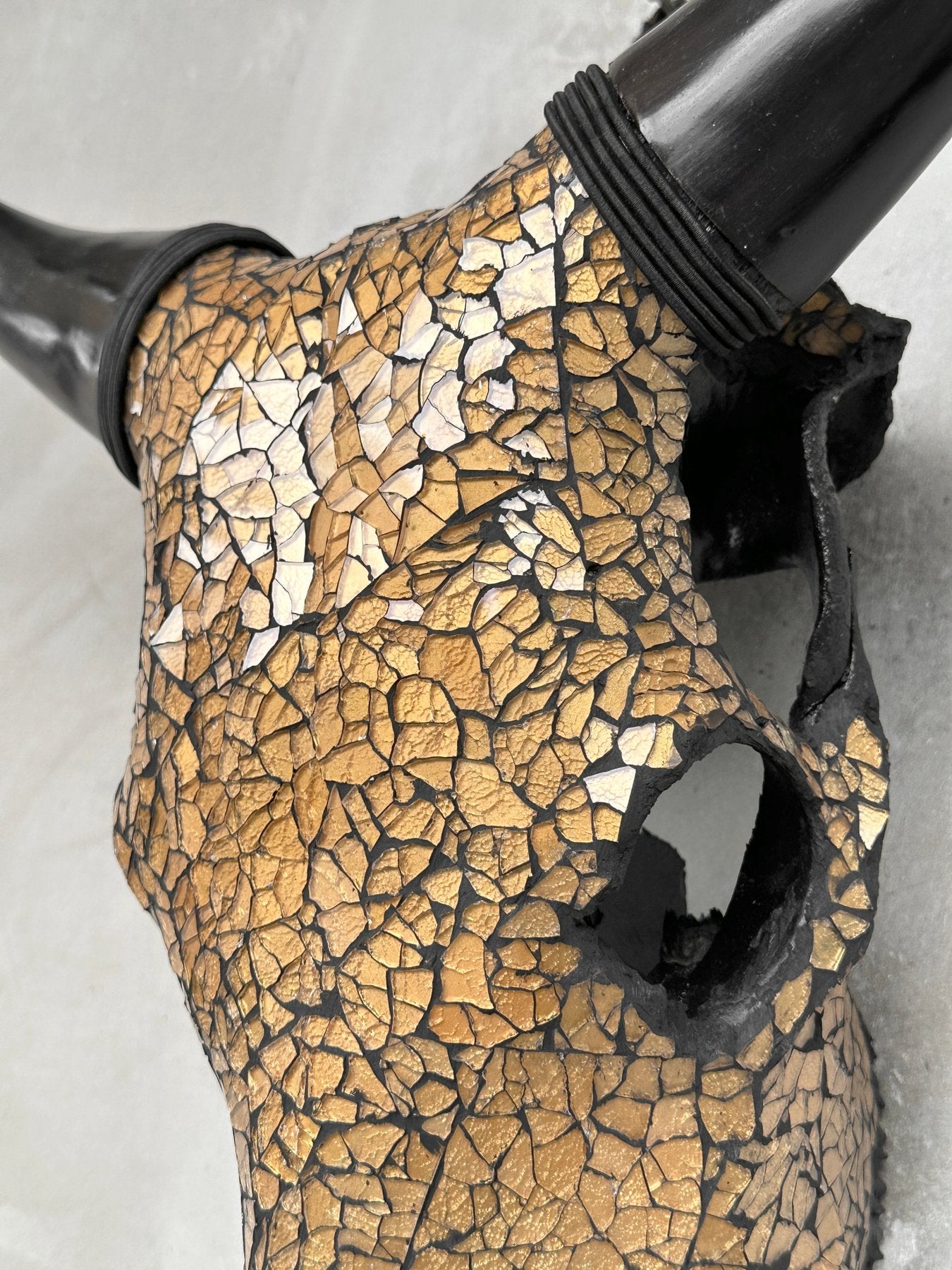 Gold Glass Mosaic Cow Skull – Luxury Wall Art