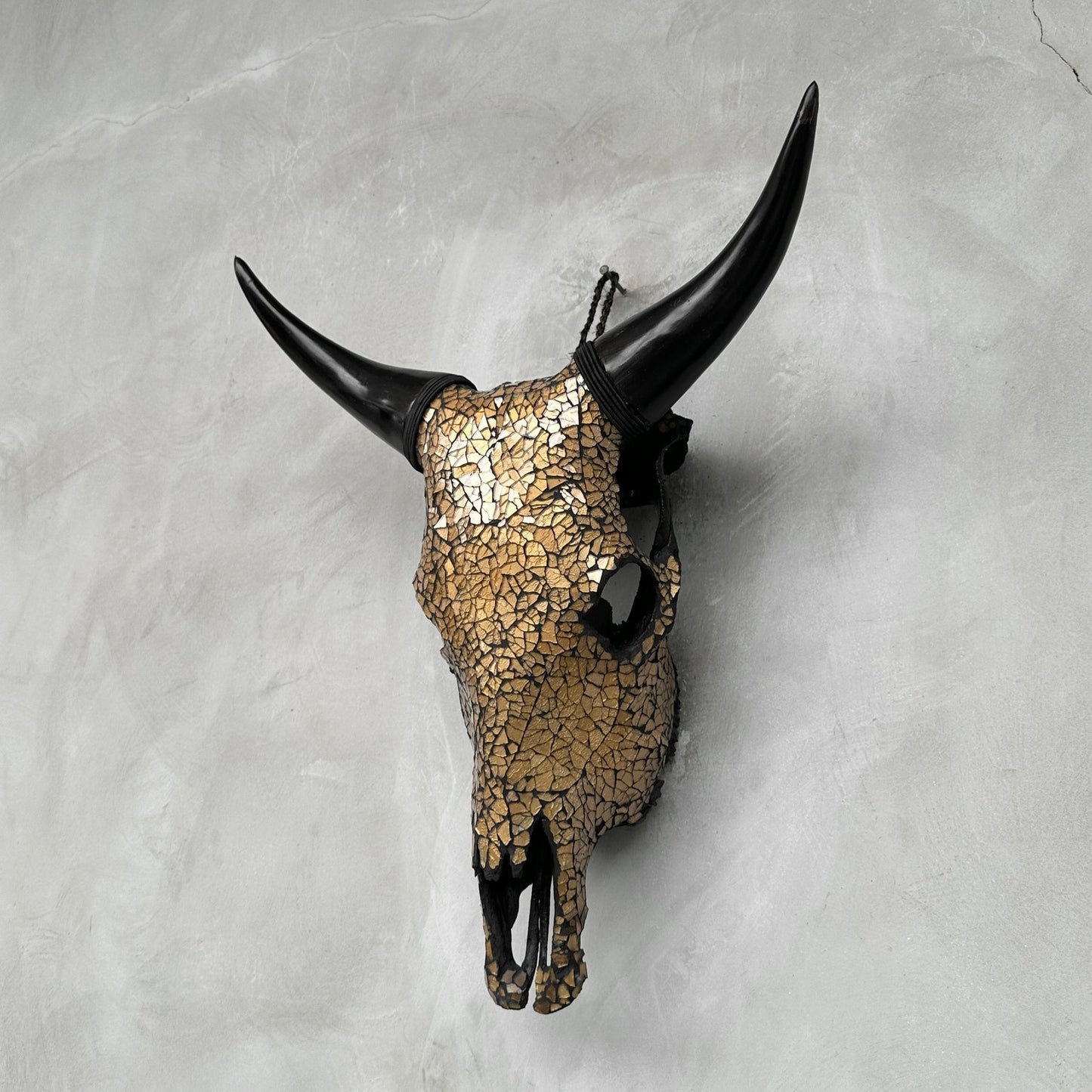 Gold Glass Mosaic Cow Skull – Luxury Wall Art