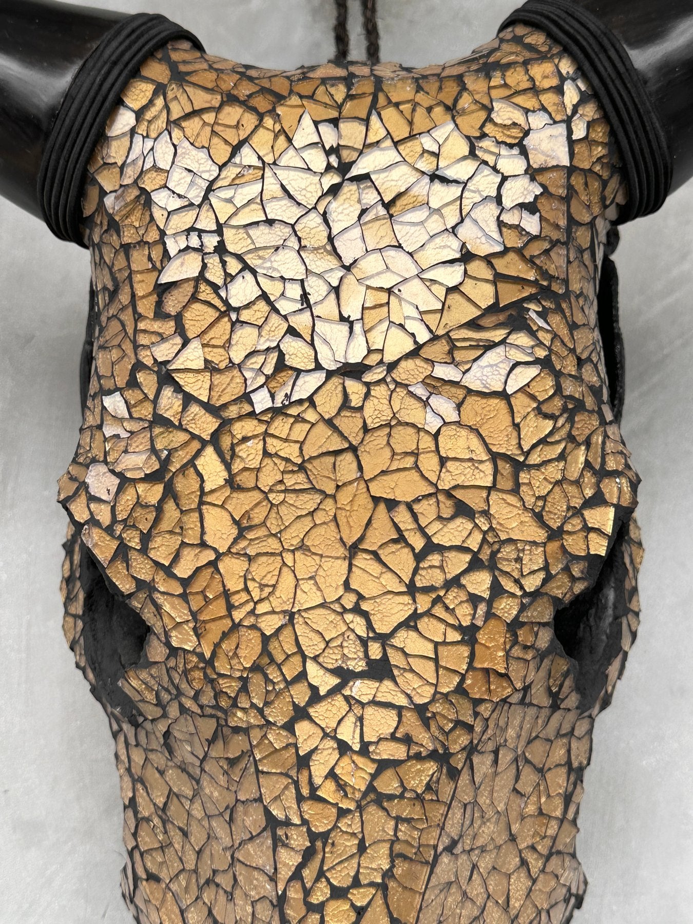 Gold Glass Mosaic Cow Skull – Luxury Wall Art