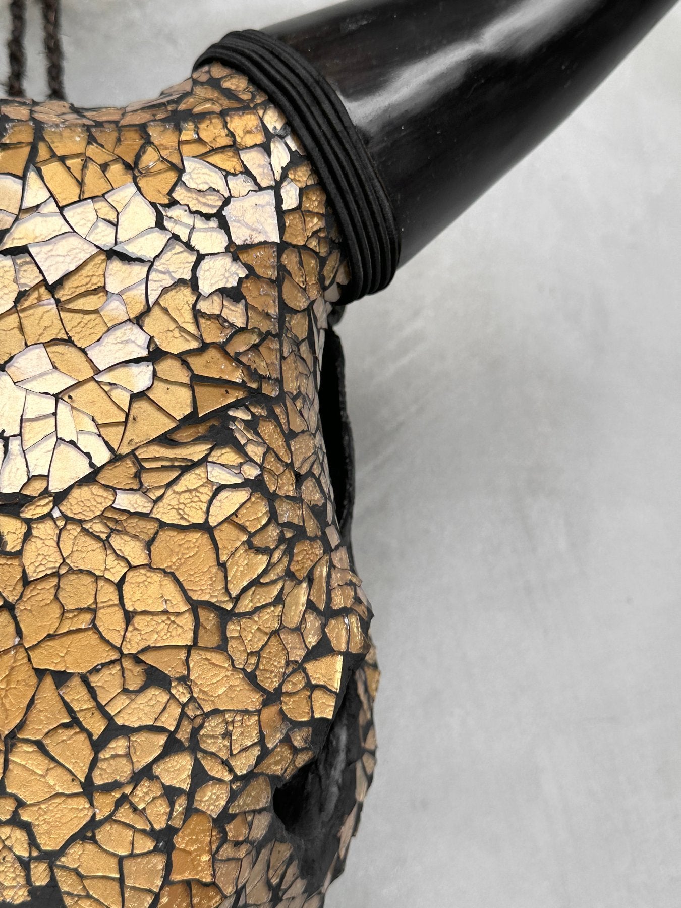 Gold Glass Mosaic Cow Skull – Luxury Wall Art