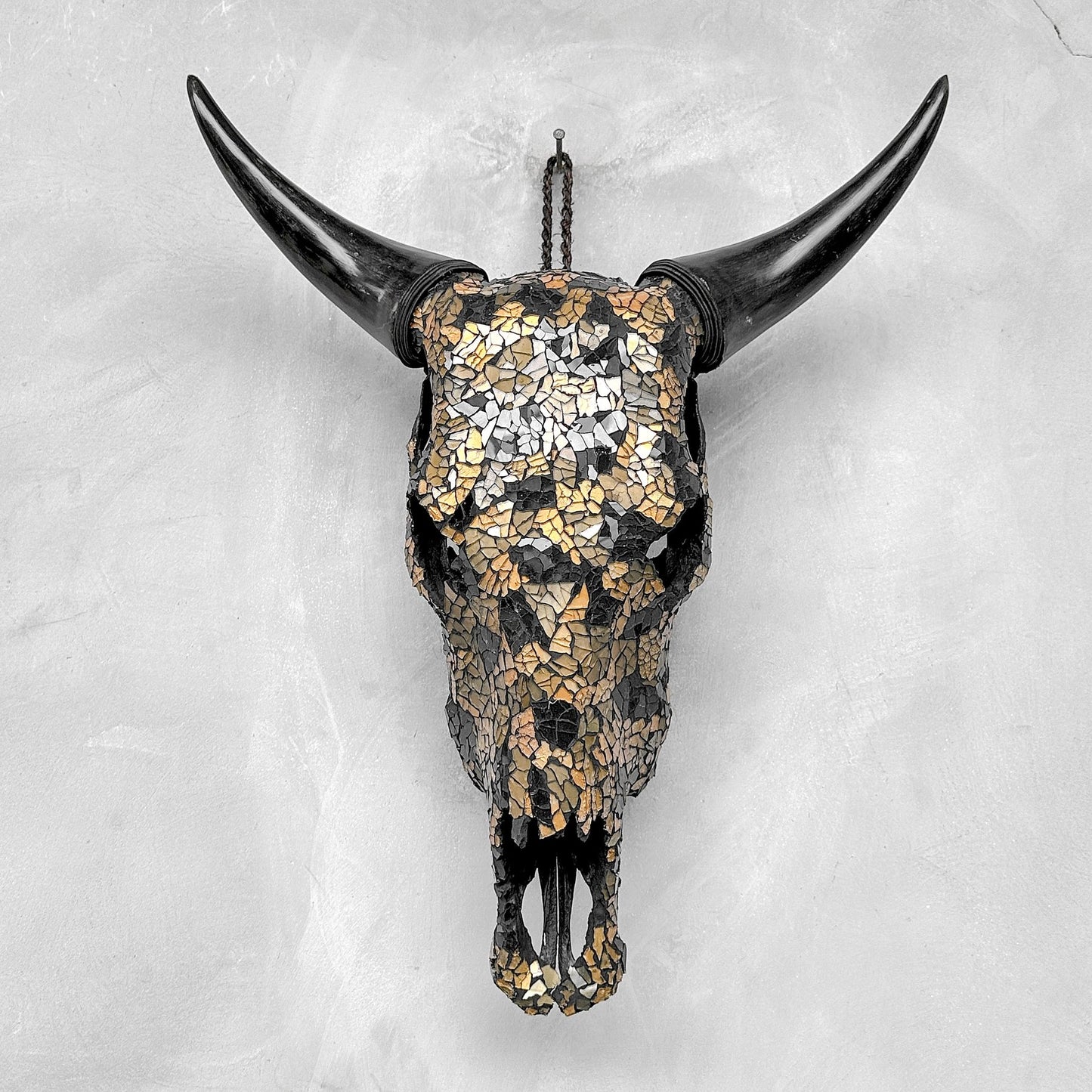 Black & Gold Glass Mosaic Cow Skull – Luxury Wall Art