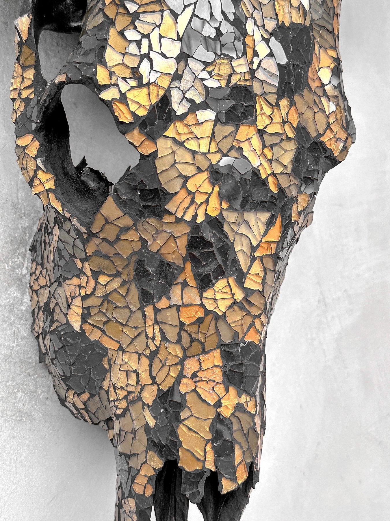 Black & Gold Glass Mosaic Cow Skull – Luxury Wall Art